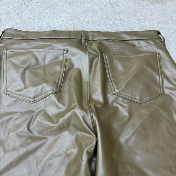 Sculpther Olive Faux Leather Pants - Picture 5 of 5